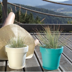 Pot tanaman bulat ringan "Lofly" dengan cawan - 20 cm - putih - 