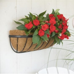 Wall mounted coconut-fibre mat for hanging baskets 60 cm