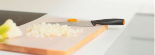 چاقوی آشپز 16 سانتی متر - FISKARS - 