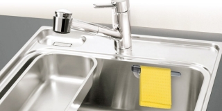 Kitchen sink hanger for a cleaning cloth - CLEAN KIT