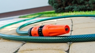 20米经济型¾英寸花园软管，带连接器套件-CELLFAST - 