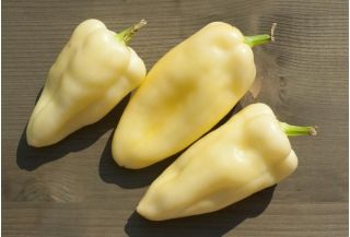 Pepper "Citrina" - pale green variety with high vitamin C content