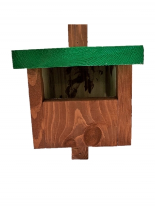 Birdhouse ل redstarts ، الشحرور ، روبنس و kestrels - البني مع سقف أخضر - 